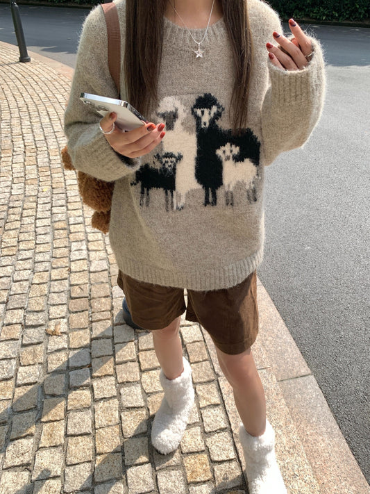 Women's Cartoon Lamb Pattern Pullover Sweater - Cozy and Stylish Long Sleeve Sweater for Fall and Winter